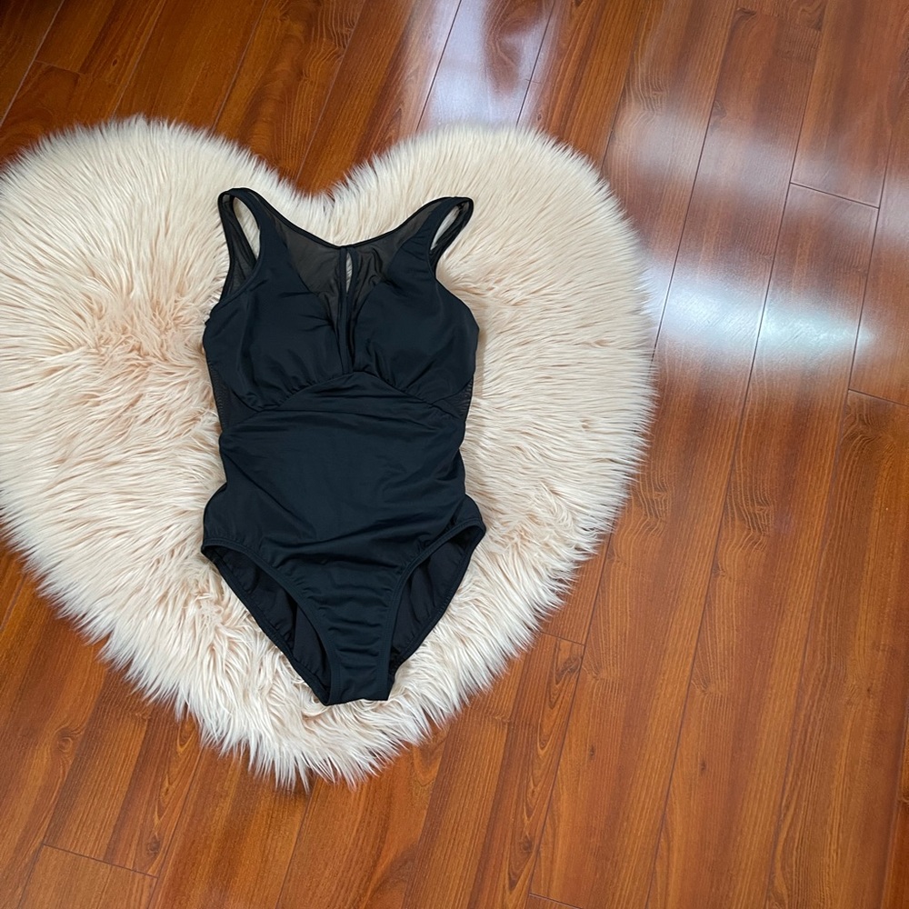 TIME AND TRU one piece bathing suit